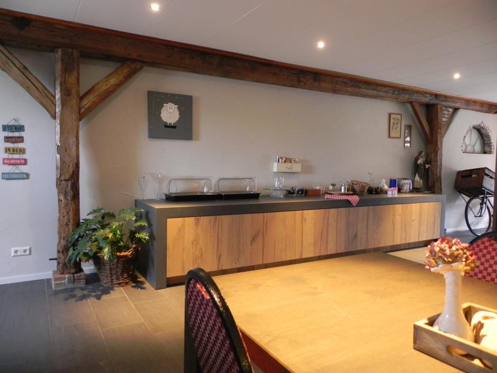 Hoeve De Mertel Biezenmortel Exterior foto